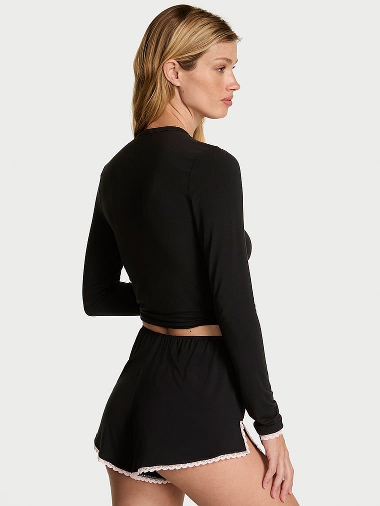 Zestaw do spania z modalu - bluzka i szorty Bow. Produkt ma kolor czarny i pochodzi z kolekcji Victoria's Secret. 