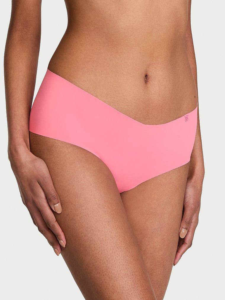 Majtki bezszwowe No-Show Cheeky. Produkt ma kolor różowy i pochodzi z kolekcji No-Show. 