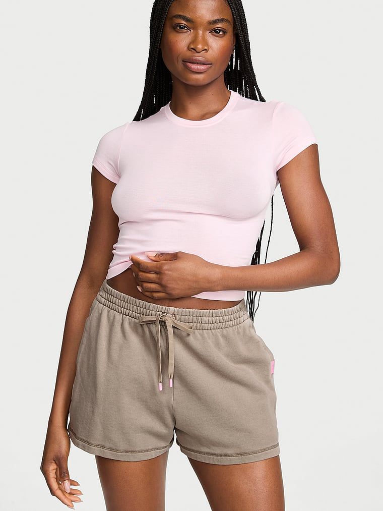 Szorty bawełniane Off-Duty Terry. Produkt ma kolor beżowy i pochodzi z kolekcji Angel Essentials. 