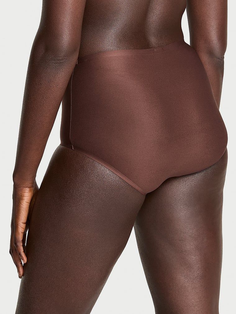 Majtki figi z wysokim stanem Flex. Produkt ma kolor brązowy i pochodzi z kolekcji Body by Victoria. 