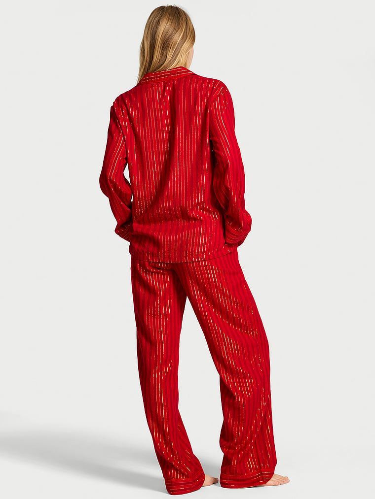 Flanelowa piżama z długimi spodniami. Produkt jest wzorzysty i pochodzi z kolekcji Victoria's Secret. 