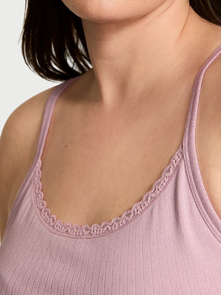 Piżama z modalu - bluzka na ramiączkach i długie spodnie Pointelle. Produkt ma kolor purpurowy i pochodzi z kolekcji Victoria's Secret. 