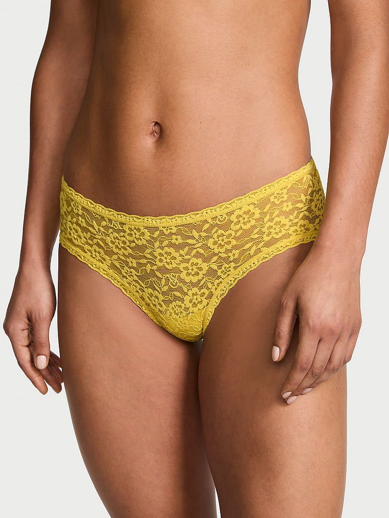 Majtki koronkowe Keyhole Cheeky. Produkt ma kolor żółty i pochodzi z kolekcji Lacie. 