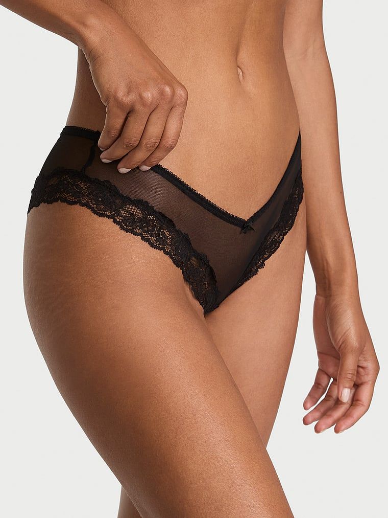 Majtki z siateczki z koronką Cheeky. Produkt ma kolor czarny i pochodzi z kolekcji Very Sexy. 