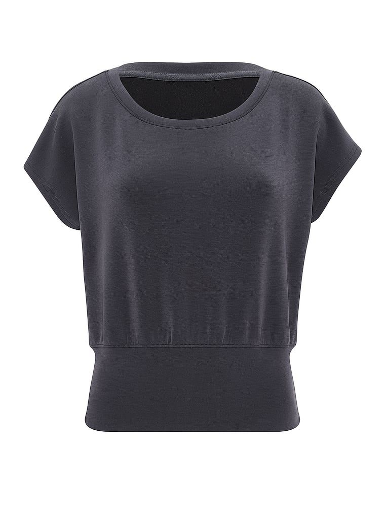 Bluzka z krótkimi rękawami Featherweight Knit. Produkt ma kolor czarny i pochodzi z kolekcji VSX. 