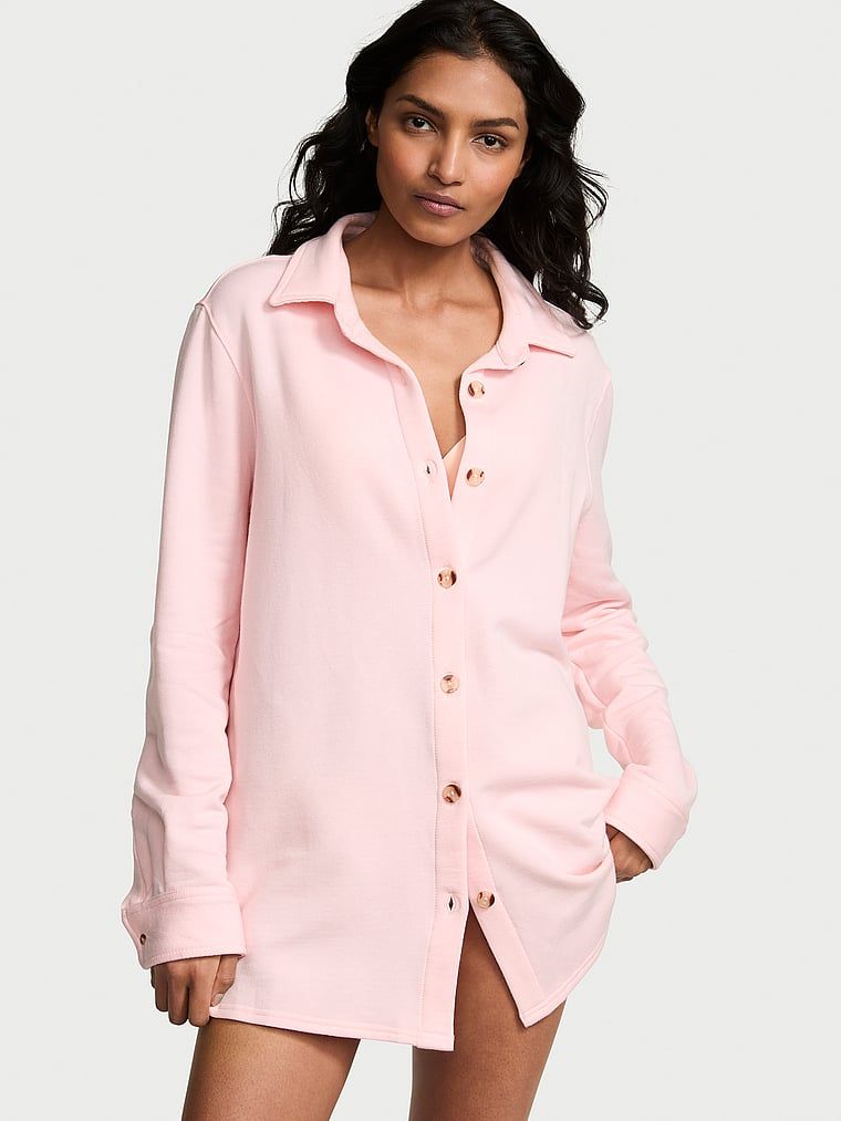 Koszula z modalu Brushed Shirt. Produkt ma kolor różowy i pochodzi z kolekcji Victoria's Secret. 