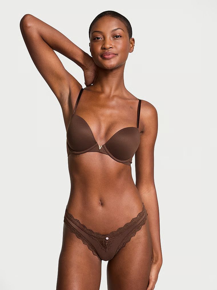Majtki brazyliany z koronką Lace Trim Brazilian. Produkt ma kolor brązowy i pochodzi z kolekcji Dream Angels. 