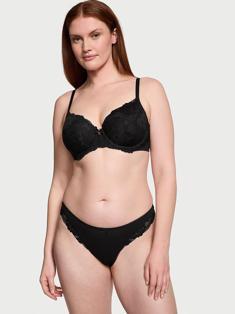 Stringi bawełniane ze wstawkami z koronki Lace-Trim High-Leg Scoop. Produkt ma kolor czarny i pochodzi z kolekcji Victoria's Secret. 