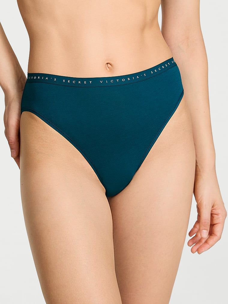 Majtki bawełniane figi z wysoko wyciętymi nogawkami High-Leg Brief. Produkt ma kolor niebieski i pochodzi z kolekcji Victoria's Secret. 