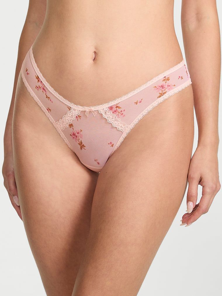 Majtki brazyliany Sheer Lace-Trim. Produkt ma wzór kwiatowy i pochodzi z kolekcji Dream Angels. 