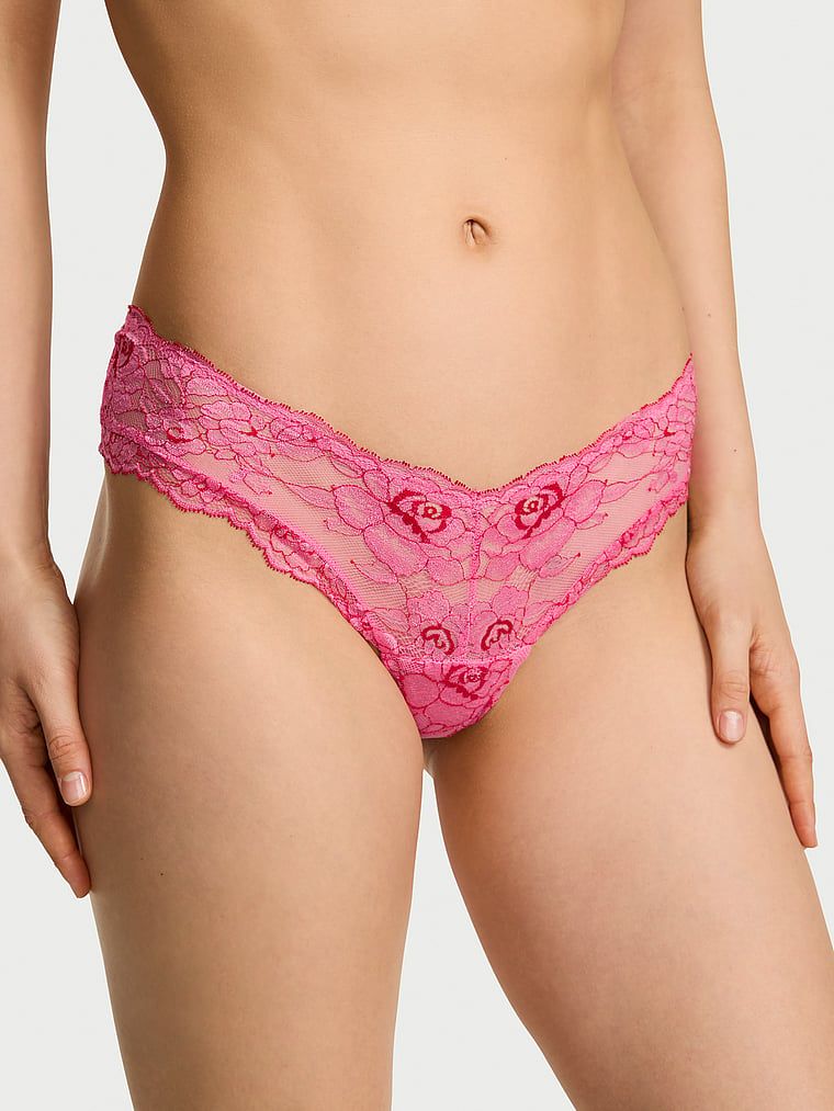 Very Sexy Majtki koronkowe z wysoko wyciętymi nogawkami Rose Lace Cheeky