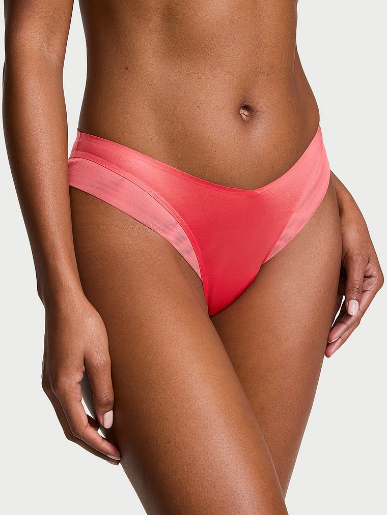 Majtki z paseczkami z tyłu Sheer Reveal Cheeky. Produkt ma kolor różowy i pochodzi z kolekcji Very Sexy. 