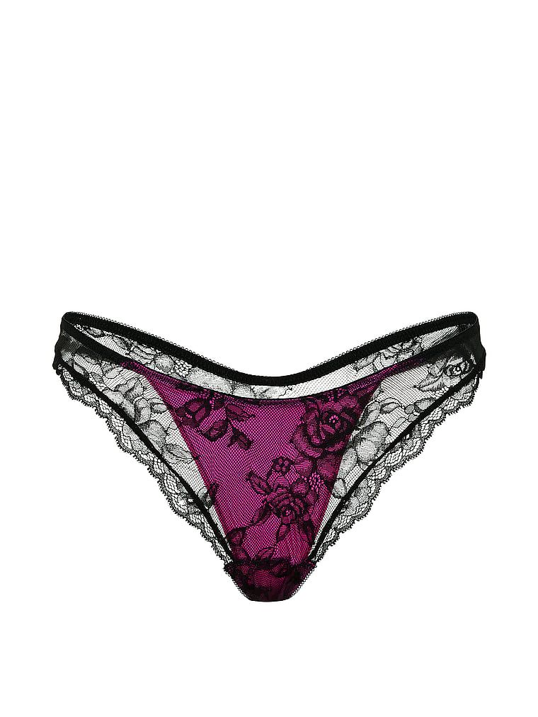 Stringi koronkowe Overlay. Produkt ma kolor różowy i pochodzi z kolekcji Very Sexy. 