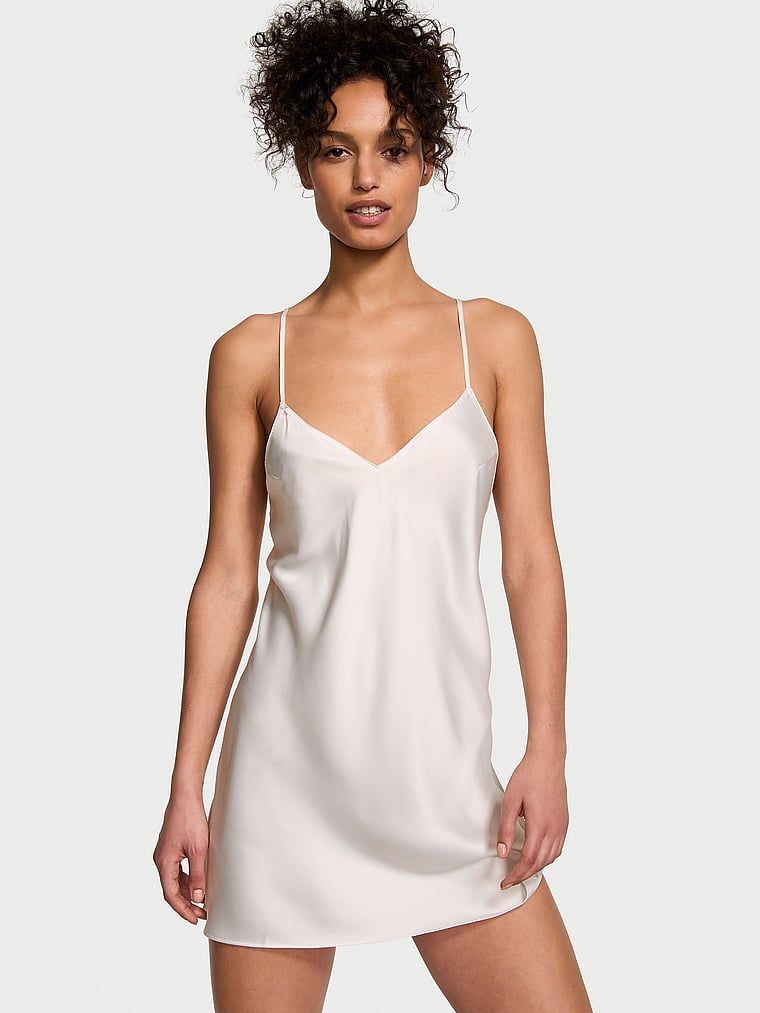 Victoria's Secret Koszulka nocna satynowa na cienkich ramiączkach odsłaniająca plecy Open-Back Slip