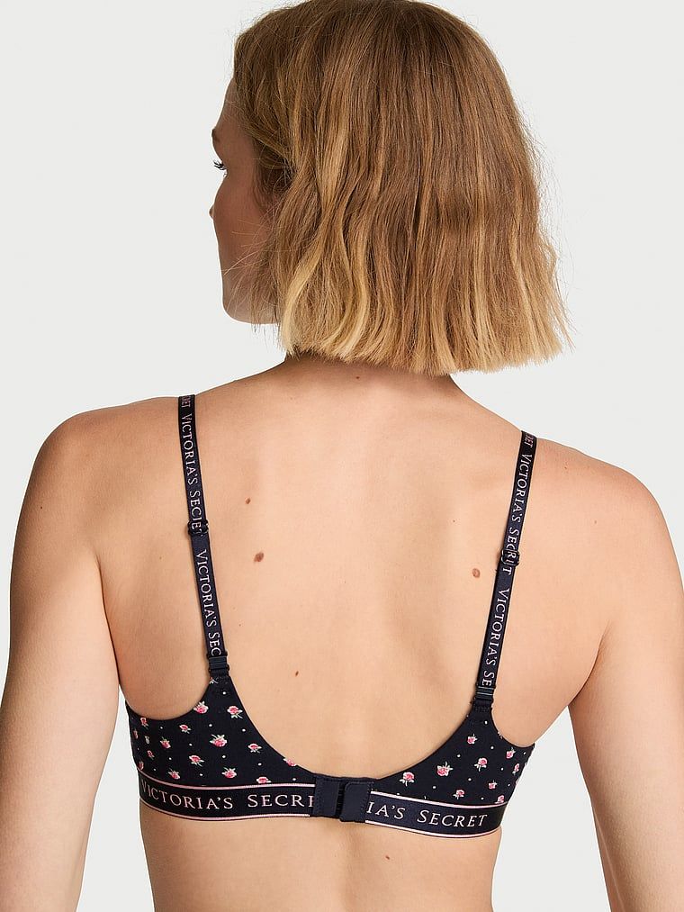 Biustonosz push-up bawełniany Perfect Shape. Produkt ma kolor kwiatowy i pochodzi z kolekcji T-shirt. 