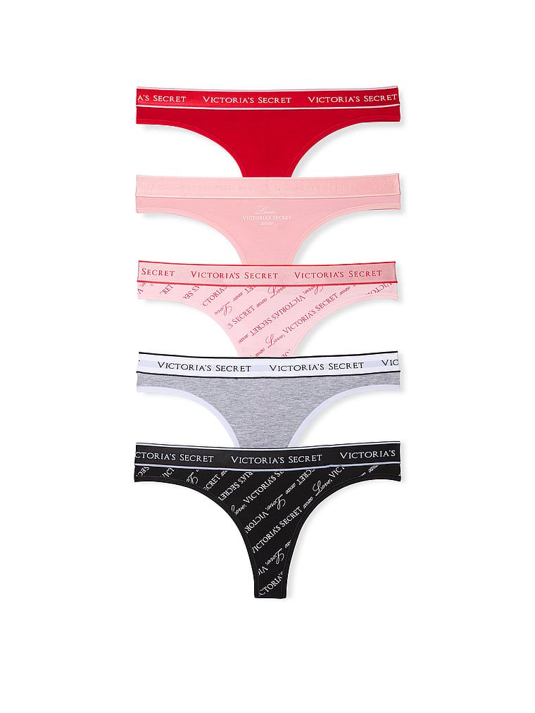 Zestaw stringów bawełnianych z logo - 5 sztuk. Produkt jest wzorzysty i pochodzi z kolekcji Victoria's Secret. 