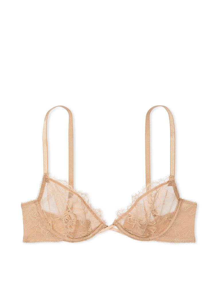 Na zdjęciu na białym tle widoczny jest biustonosz nieusztywniany koronkowy Rose Lace Demi. Produkt ma kolor beżowy i pochodzi z kolekcji Very Sexy.