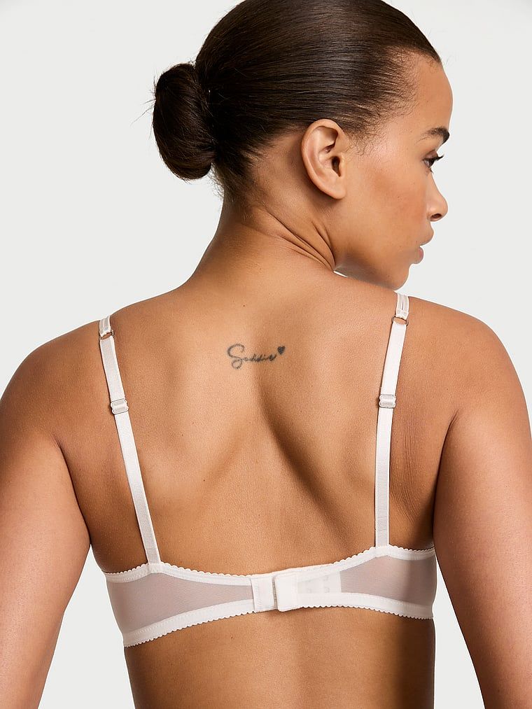 Biustonosz nieusztywniany Wicked Frou Frou. Produkt jest wzorzysty i pochodzi z kolekcji Dream Angels. 