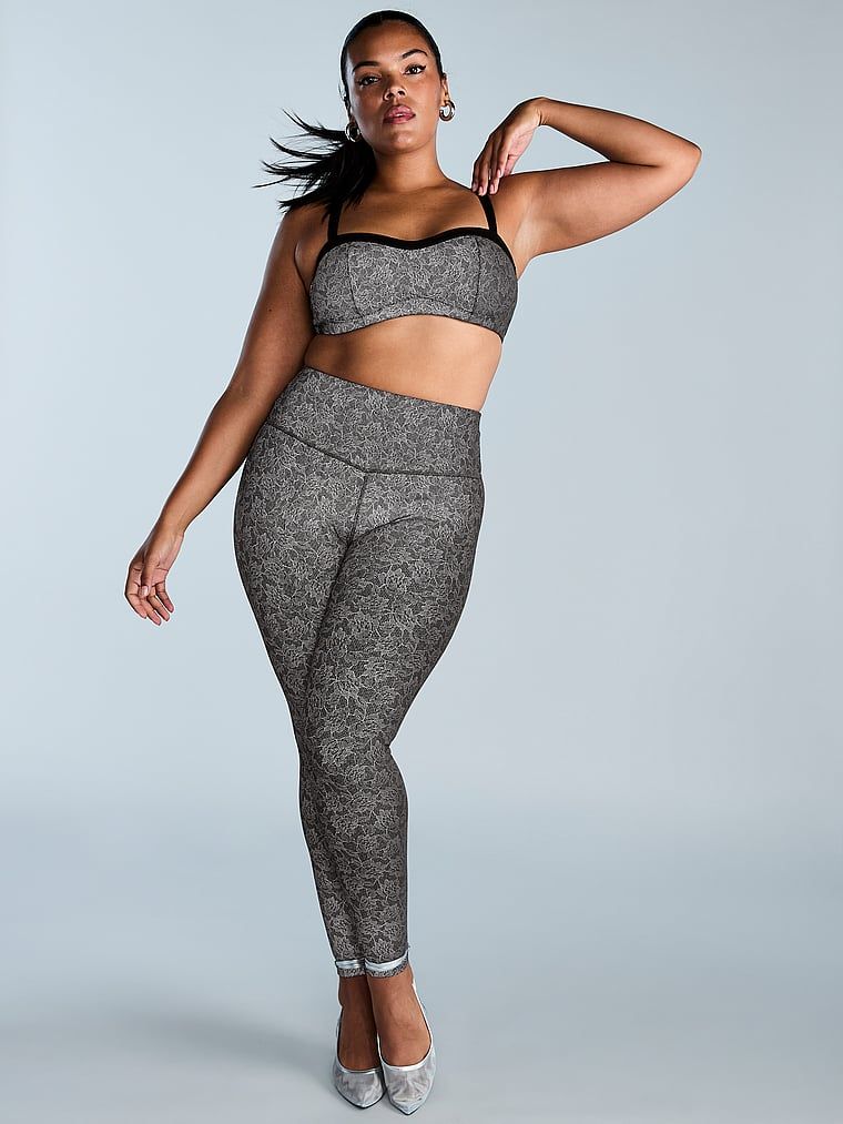 Legginsy VSX Glow Reflective Lace. Produkt jest wzorzysty i pochodzi z kolekcji VSX. 