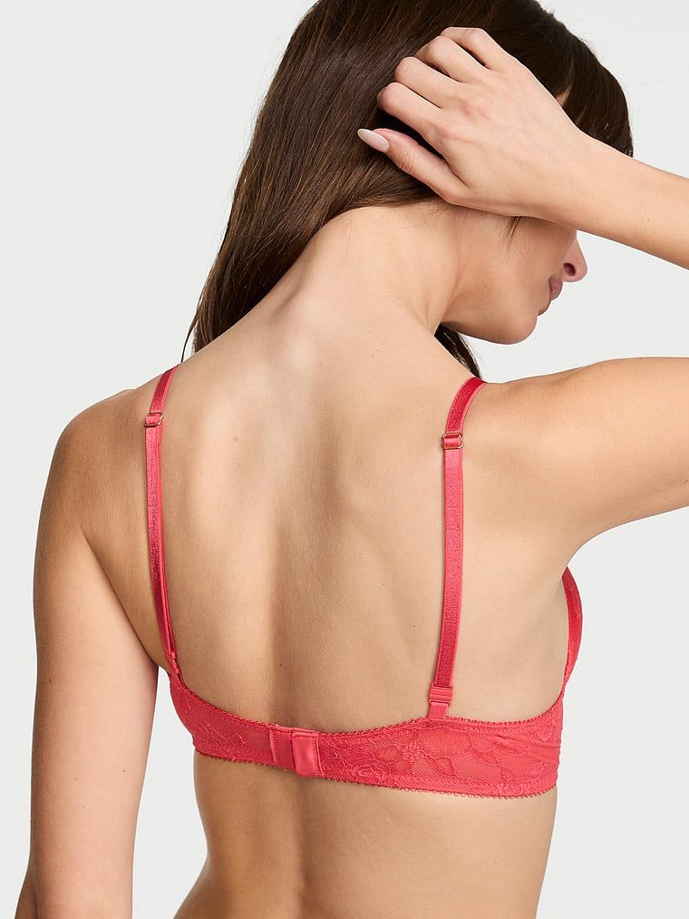 Biustonosz push-up powiększający o 2 rozmiary Bombshell Rose Lace. Produkt ma kolor różowy i pochodzi z kolekcji Very Sexy. 