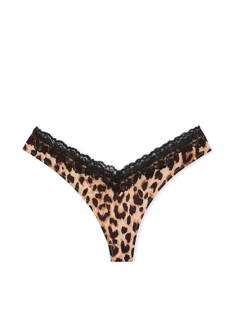 Stringi z koronką i wysoko wyciętymi nogawkami Lace-Trim High-Leg. Produkt ma wzór z motywem zwierzęcym i pochodzi z kolekcji Very Sexy. 