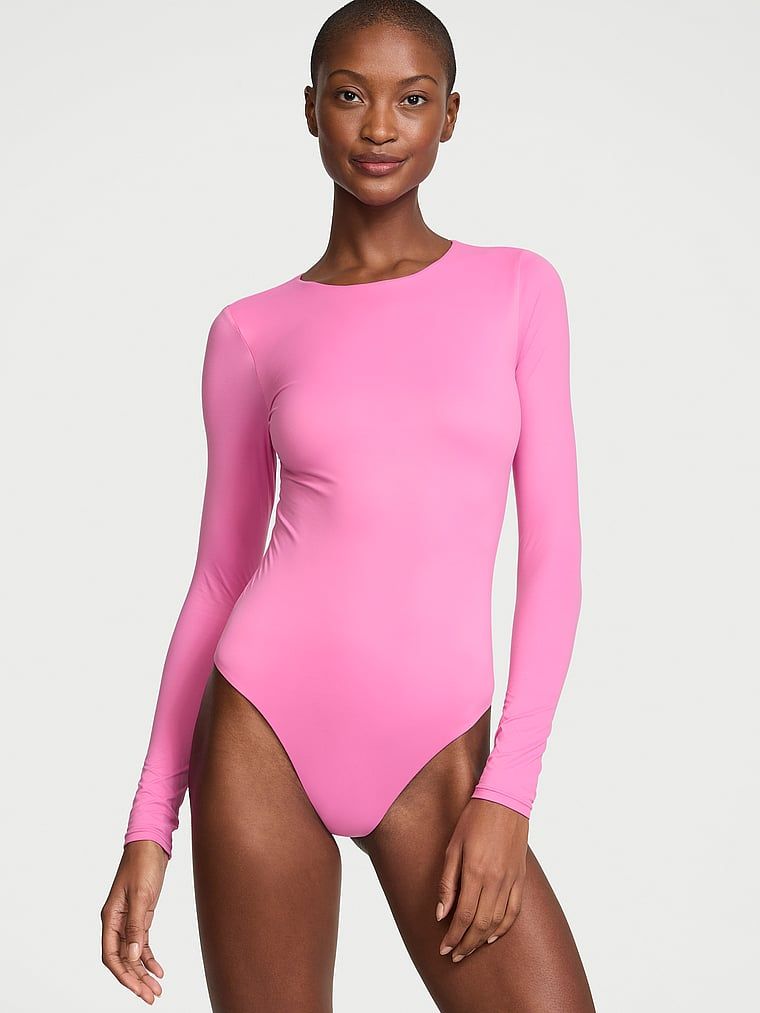 Body z długimi rękawami FeatherSoft BODYWEAR. Produkt ma kolor różowy i pochodzi z kolekcji Victoria's Secret. 
