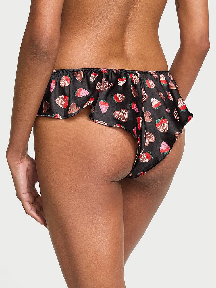 Majtki z falbankami Satin Flutter Cheeky. Produkt jest wzorzysty i pochodzi z kolekcji Very Sexy. 