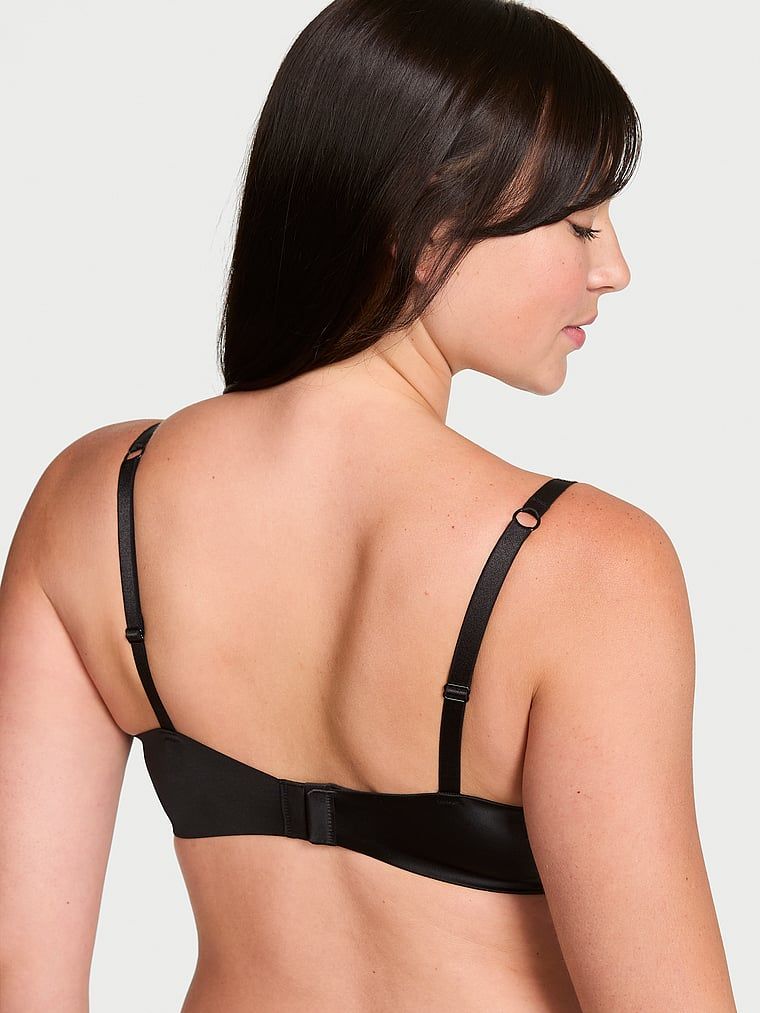 Biustonosz push-up Shine Bow. Produkt ma kolor czarny i pochodzi z kolekcji Very Sexy. 