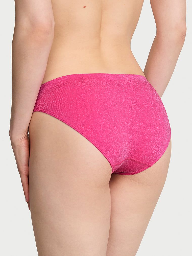 Majtki z błyszczącego materiału Shimmer Bikini. Produkt ma kolor różowy i pochodzi z kolekcji Seamless. 