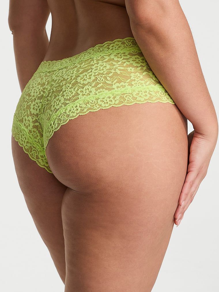 Majtki koronkowe Blossom Cheeky. Produkt ma kolor zielony i pochodzi z kolekcji Lacie. 
