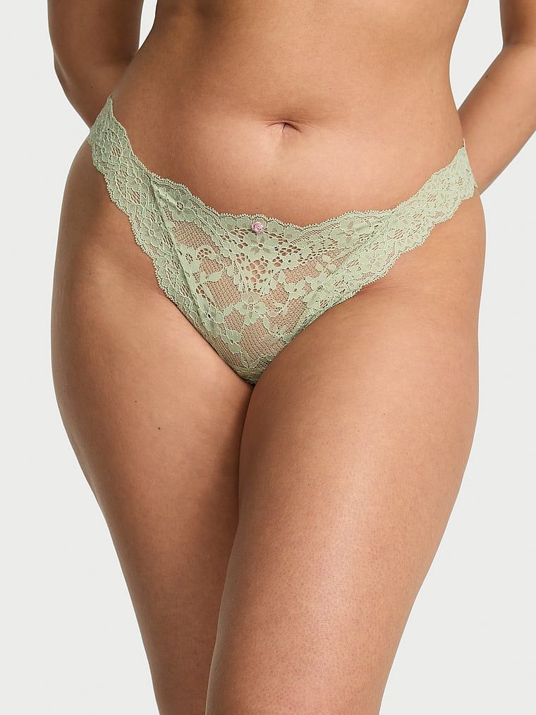 Majtki brazyliany koronkowe Brazilian. Produkt ma kolor zielony i pochodzi z kolekcji Dream Angels. 
