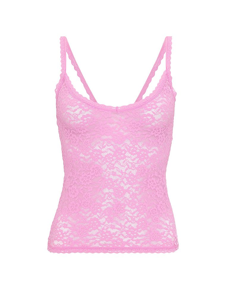 Top koronkowy na cienkich ramiączkach Cami. Produkt ma kolor różowy i pochodzi z kolekcji Victoria's Secret. 
