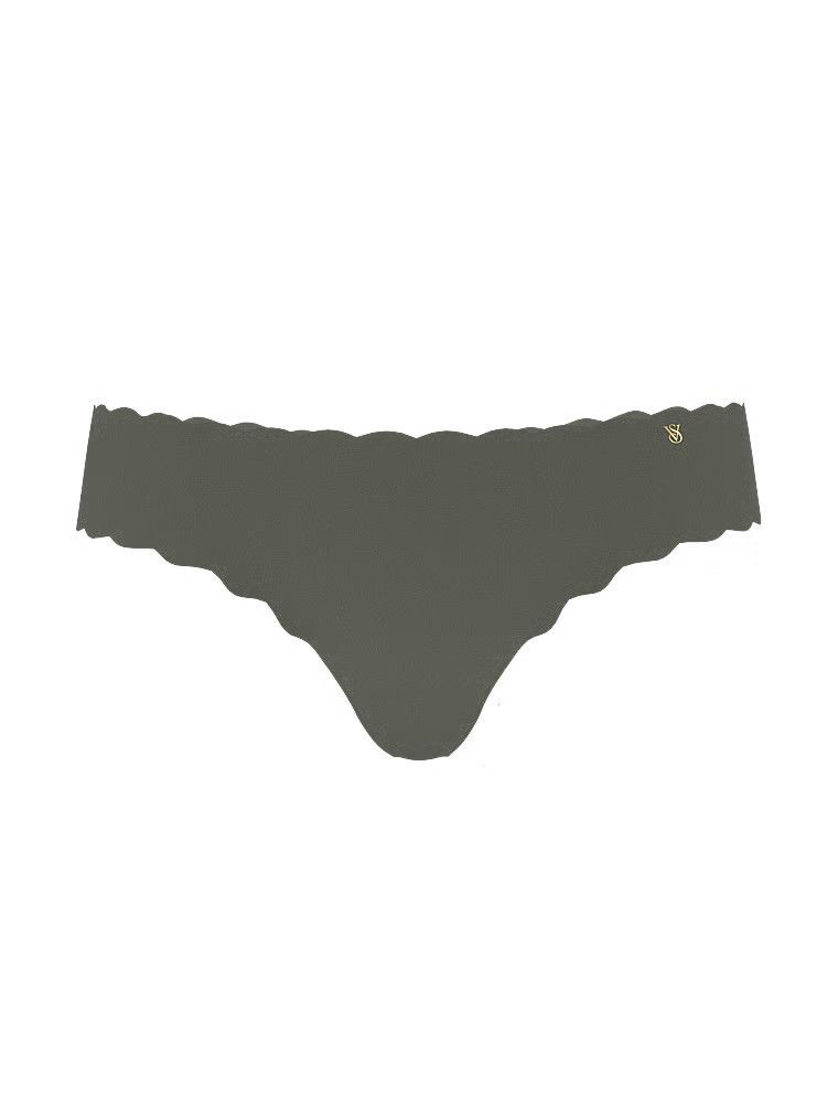 Stringi bezszwowe No-Show. Produkt ma kolor zielony i pochodzi z kolekcji Body by Victoria. 