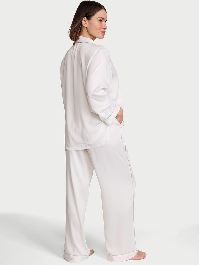 Piżama satynowa z długimi rękawami dla Panny Młodej Signature Bride. Produkt ma kolor biały i pochodzi z kolekcji Victoria's Secret. 