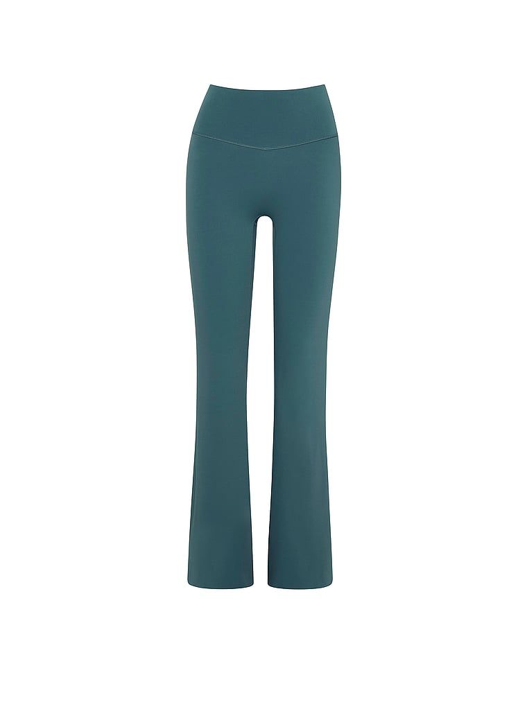 Legginsy z szerokimi nogawkami VSX Elevate Flare. Produkt ma kolor niebieski i pochodzi z kolekcji VSX. 