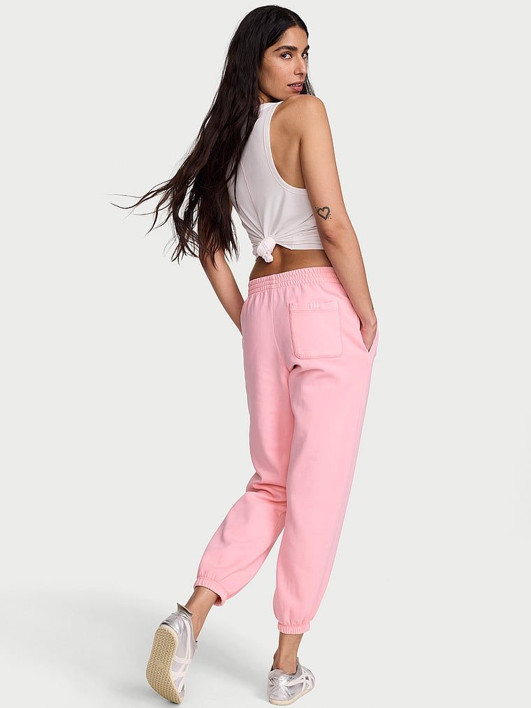 Spodnie dresowe bawełniane Off-Duty. Produkt ma kolor różowy i pochodzi z kolekcji Angel Essentials. 