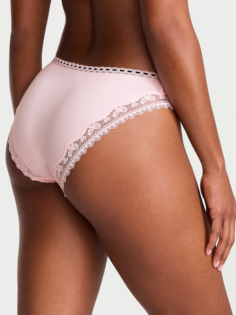 Majtki bawełniane Bow Lace-Trim Bikini. Produkt ma kolor różowy i pochodzi z kolekcji Lace Trim. 