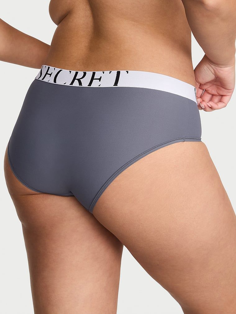 Majtki z logo Cool Hiphugger. Produkt ma kolor szary i pochodzi z kolekcji Victoria's Secret. 