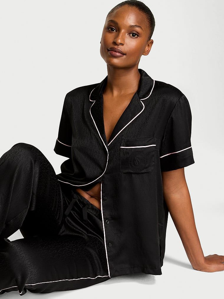 Victoria's Secret Piżama satynowa błyszcząca z krótkimi rękawami i długimi spodniami Glazed Satin