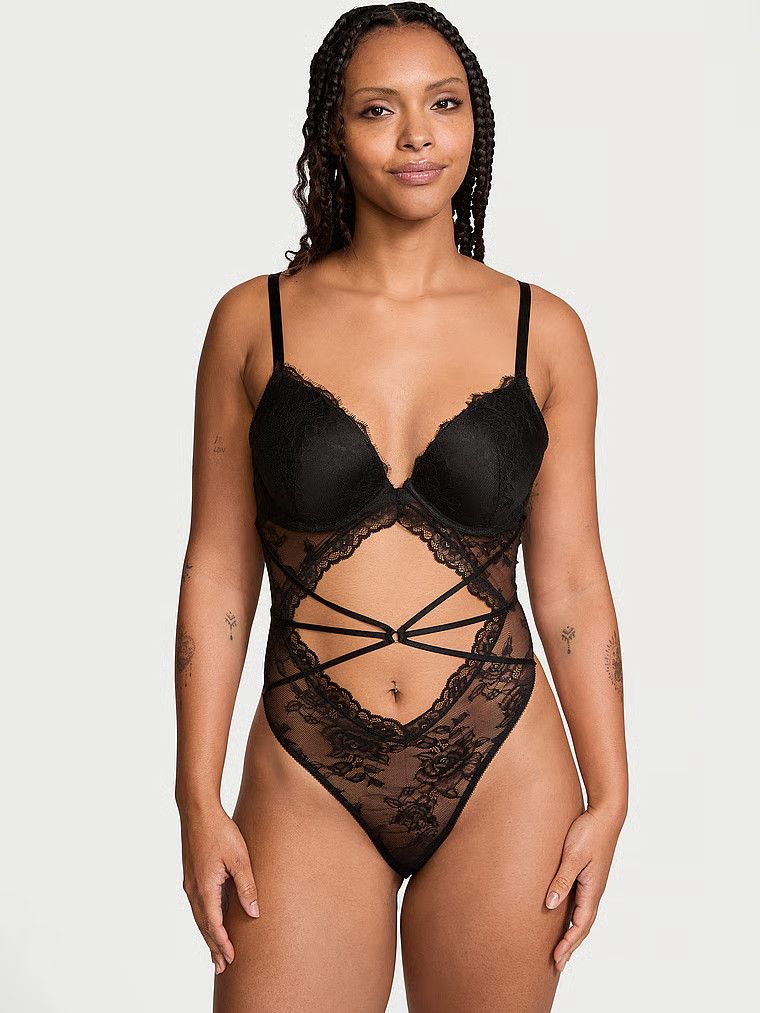 Body koronkowe Rose Lace Strappy. Produkt ma kolor czarny i pochodzi z kolekcji Very Sexy. 