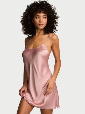 Victoria's Secret Koszulka nocna satynowa na cienkich ramiączkach odsłaniająca plecy Open-Back Slip