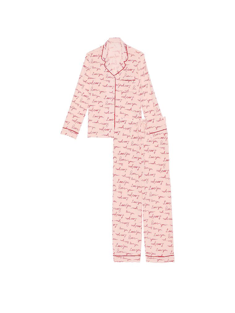 Długa piżama z modalu. Produkt ma kolor wzorzysty i pochodzi z kolekcji Victoria's Secret. 