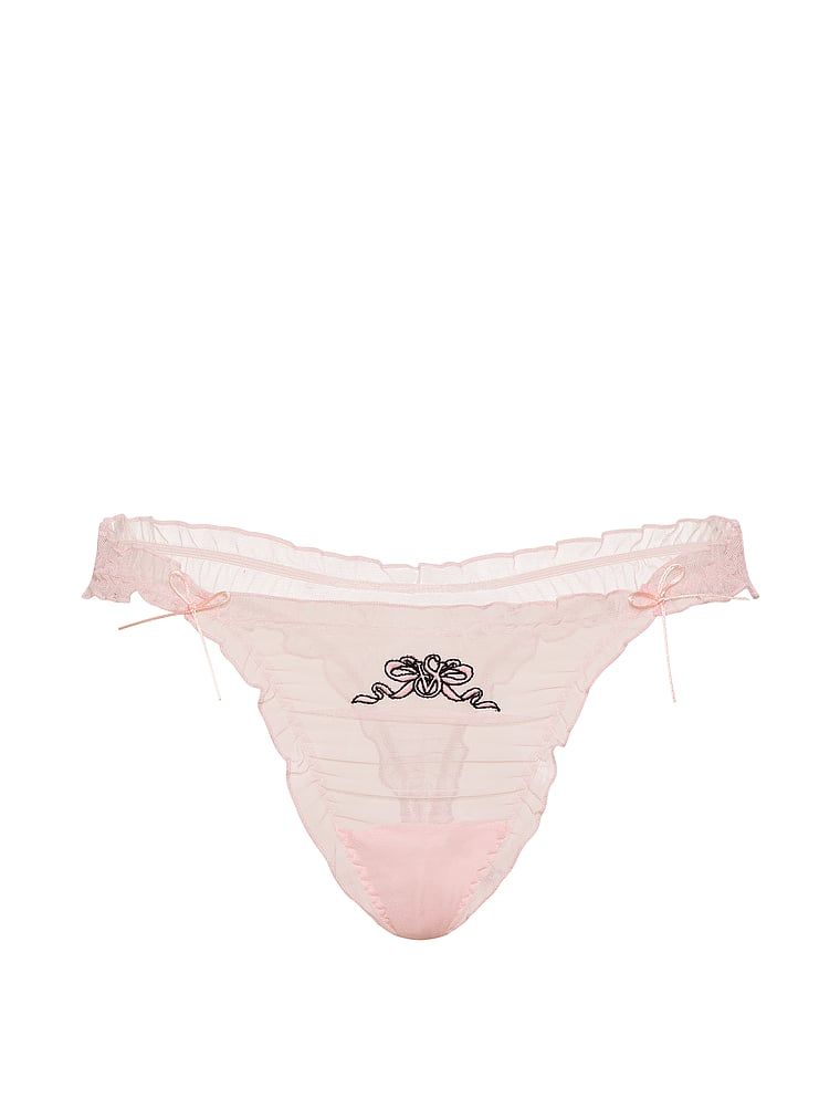 Stringi z falbankami Ruffled Mesh Bows. Produkt ma kolor różowy i pochodzi z kolekcji Dream Angels. 
