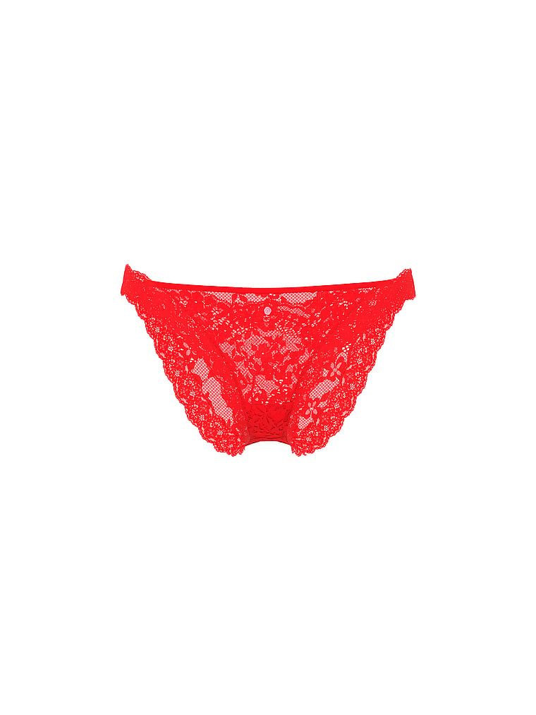 Majtki koronkowe Lace Bikini. Produkt ma kolor czerwony i pochodzi z kolekcji Body by Victoria. 