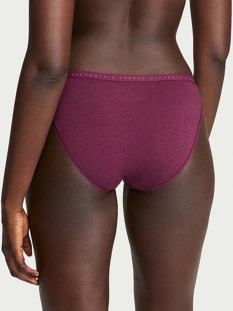 Majtki bawełniane Bikini. Produkt ma kolor różowy i pochodzi z kolekcji Victoria's Secret. 