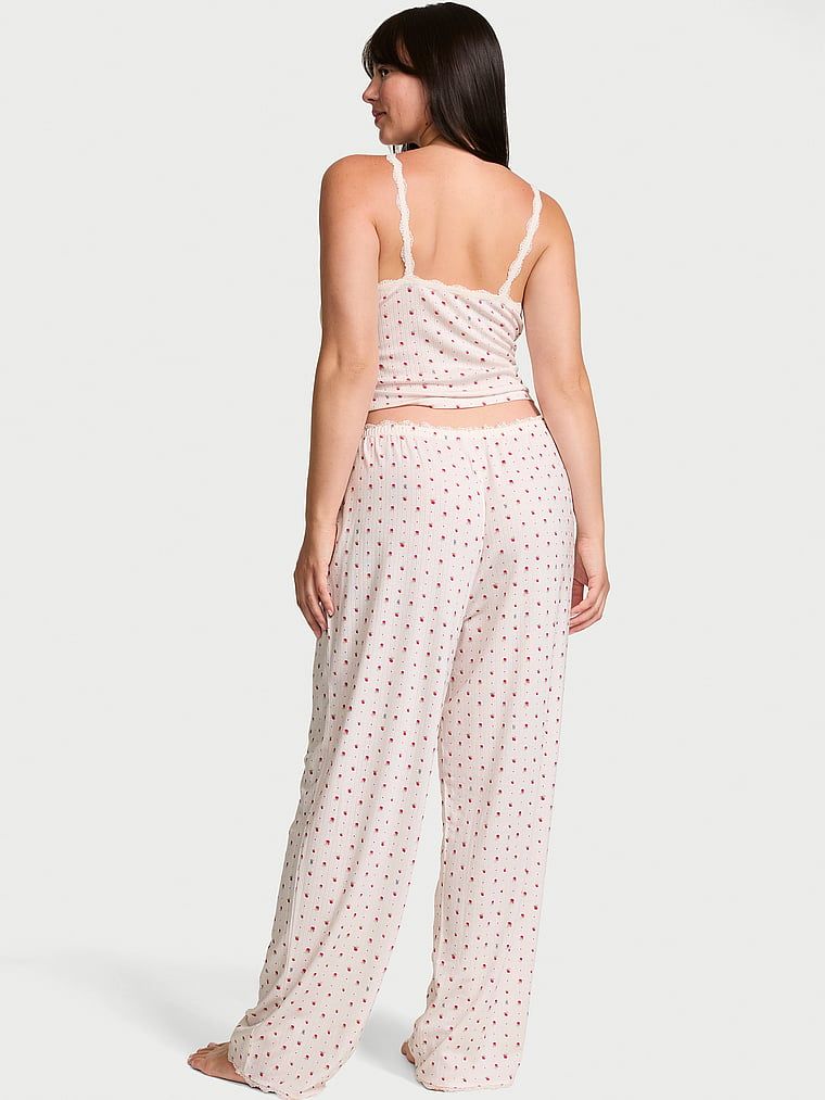 Zestaw do spania - top na ramiączkach i długie spodnie Pointelle. Produkt ma kolor kwiatowe i pochodzi z kolekcji Victoria's Secret. 