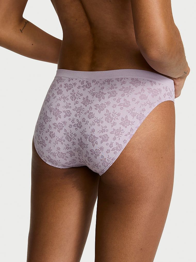 Majtki Seamless Floral Bikini. Produkt ma kolor kwiatowe i pochodzi z kolekcji Seamless. 