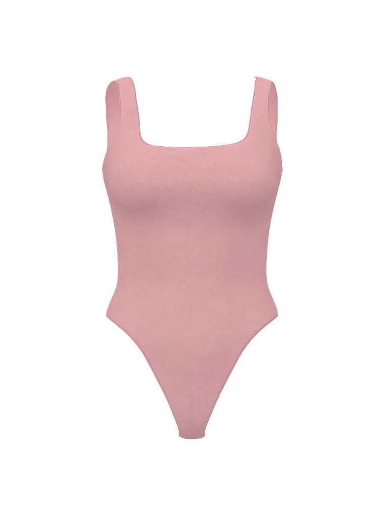 Body z kwadratowym dekoltem FeatherSoft. Produkt ma kolor różowy i pochodzi z kolekcji Victoria's Secret. 