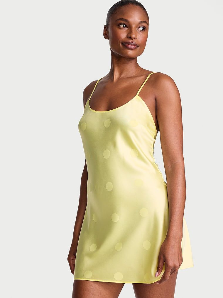 Victoria's Secret Koszulka nocna satynowa Signature Slip