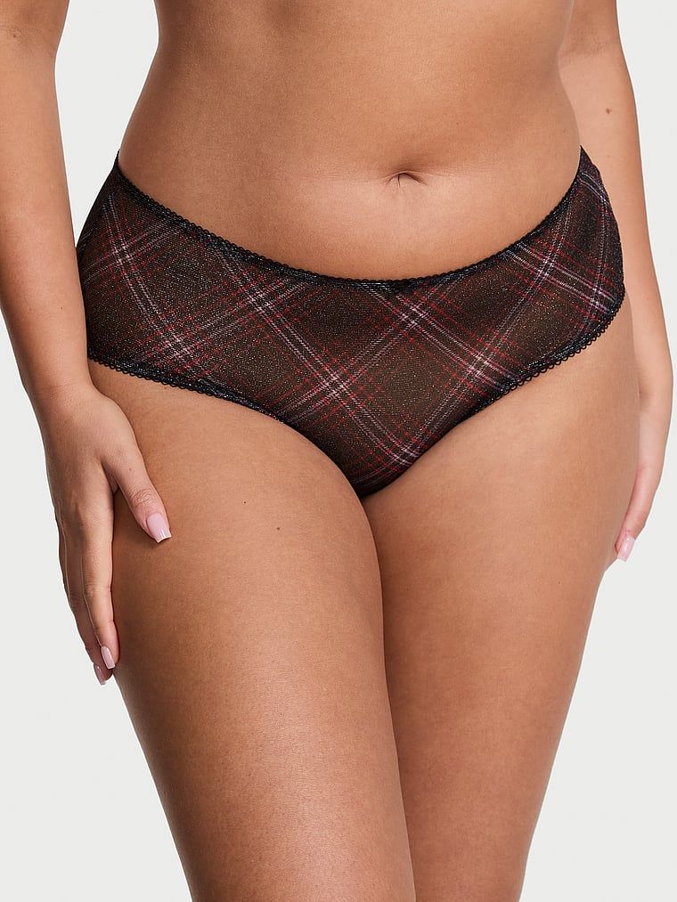 Majtki z błyszczącej siateczki Shimmer Mesh Cheeky. Produkt jest wzorzysty i pochodzi z kolekcji Lacie. 